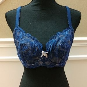 Victoria’s Secret Body by Victoria Unlined Demi